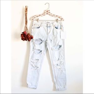 One Teaspoon Boho Distressed Baggy Relaxed Fit Jeans